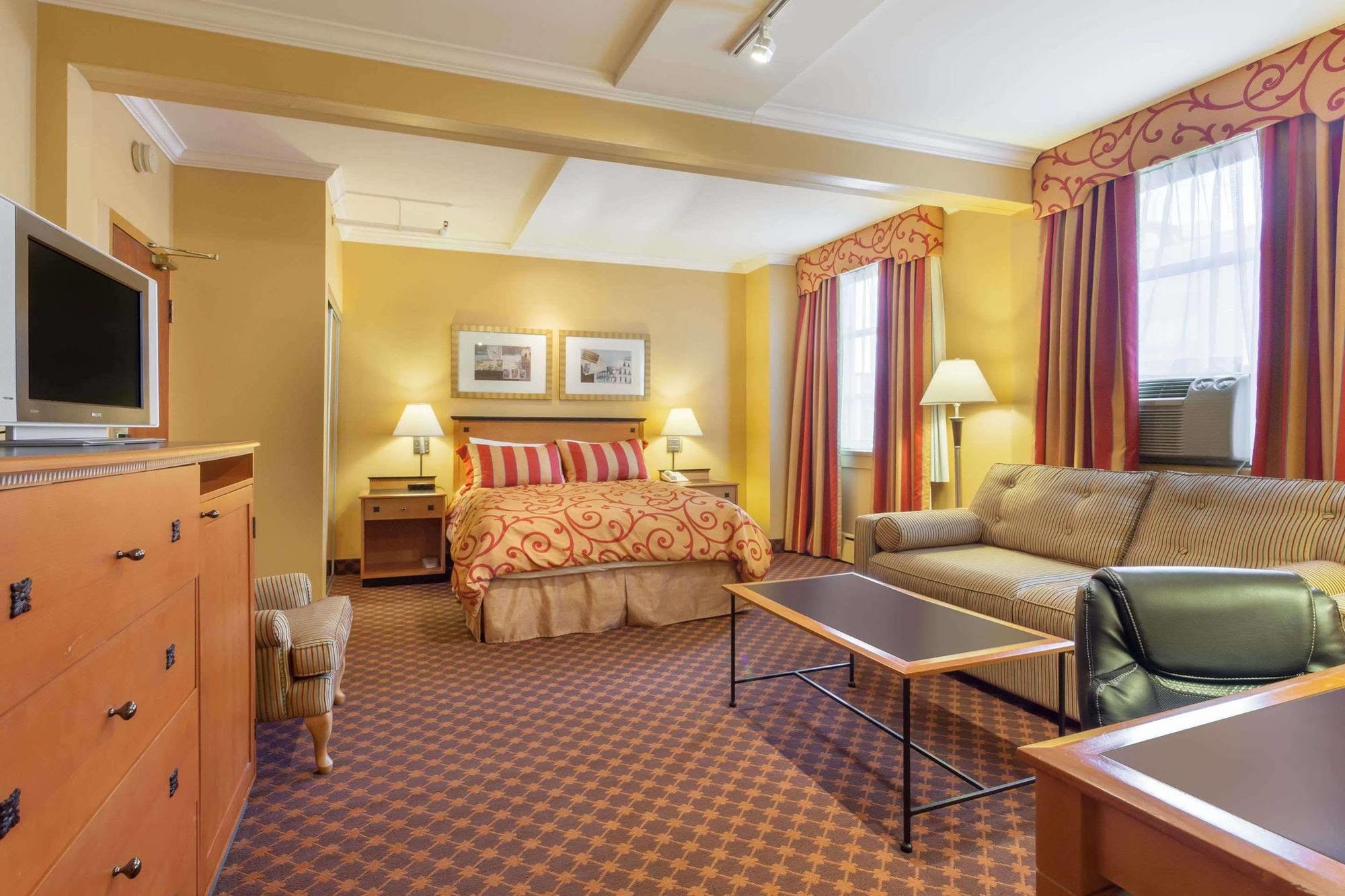 Howard Johnson By Wyndham Vancouver Downtown Esterno foto