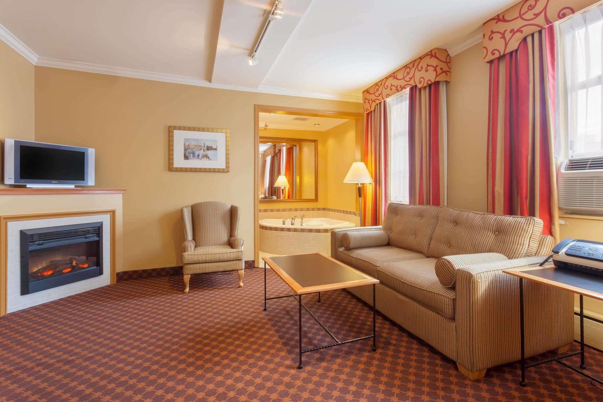 Howard Johnson By Wyndham Vancouver Downtown Esterno foto