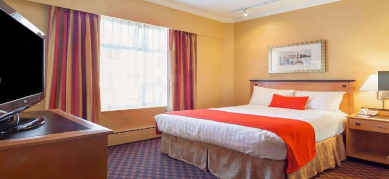 Howard Johnson By Wyndham Vancouver Downtown Esterno foto