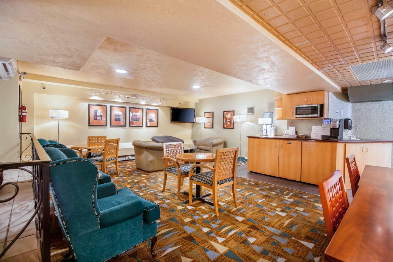 Howard Johnson By Wyndham Vancouver Downtown Esterno foto
